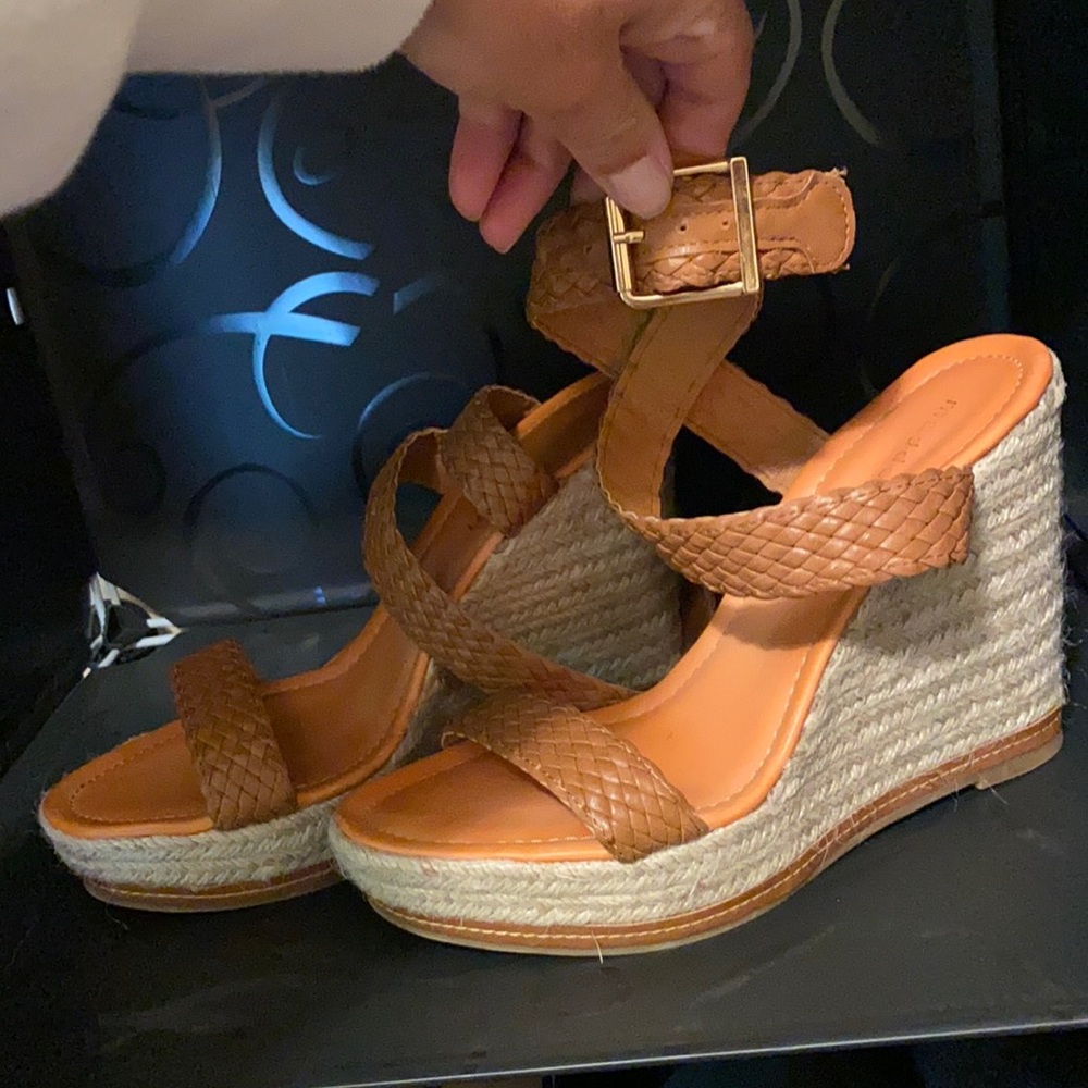 Madden Girl excellent condition.
